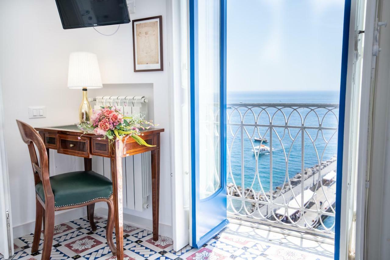 Suite Picasso アマルフィ エクステリア 写真