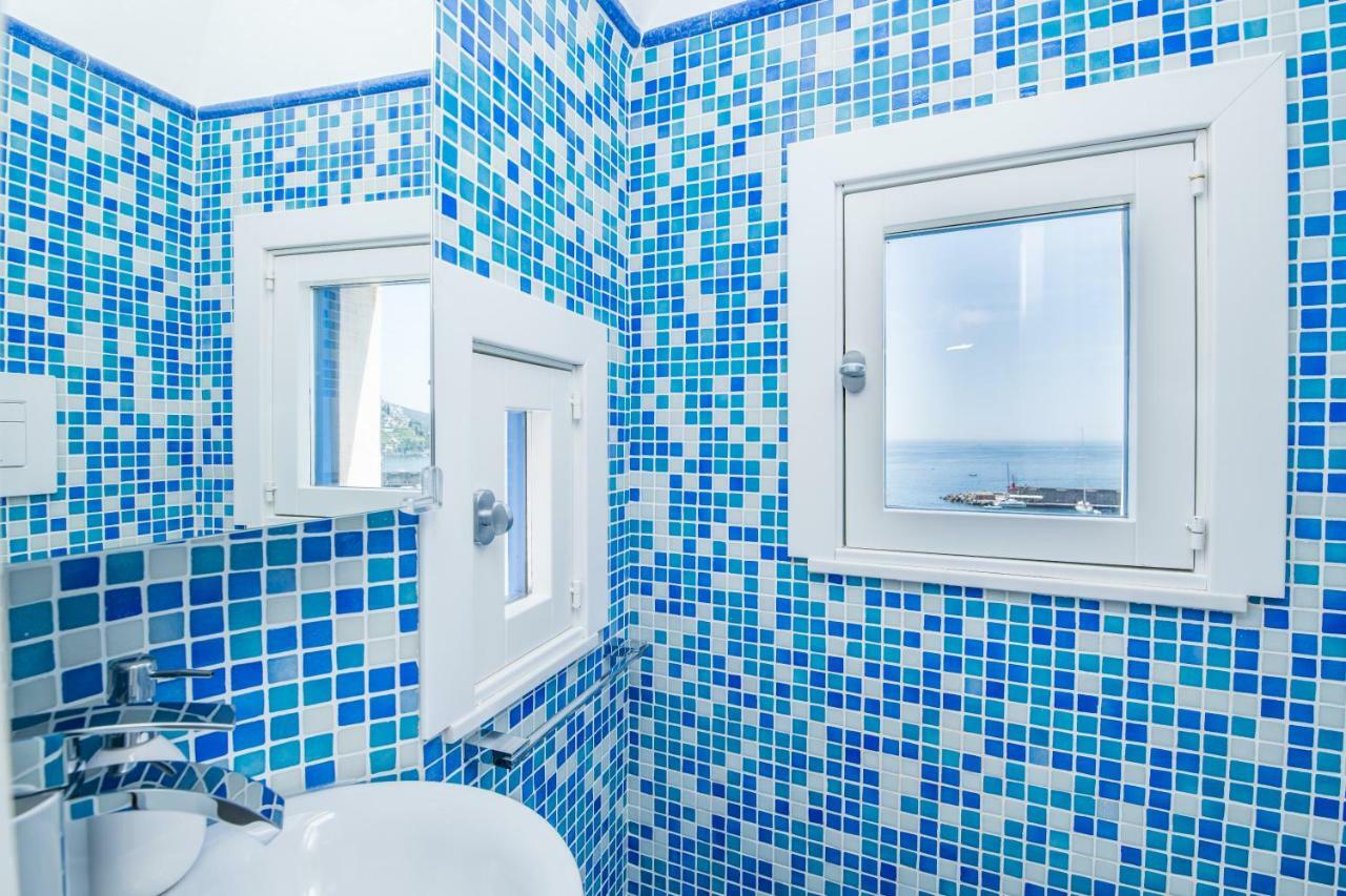 Suite Picasso アマルフィ エクステリア 写真