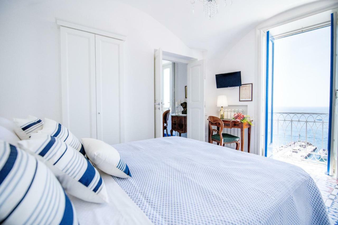 Suite Picasso アマルフィ エクステリア 写真
